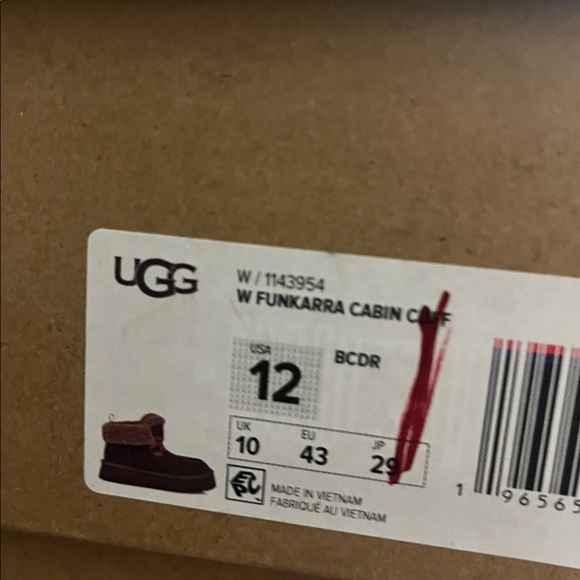 UGG FUNKARRA - Picture 6 of 6
